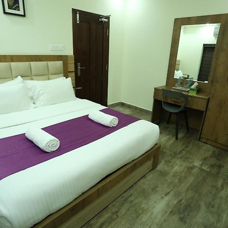 Balaji Regency Kanhangad Kannangad 외부 사진