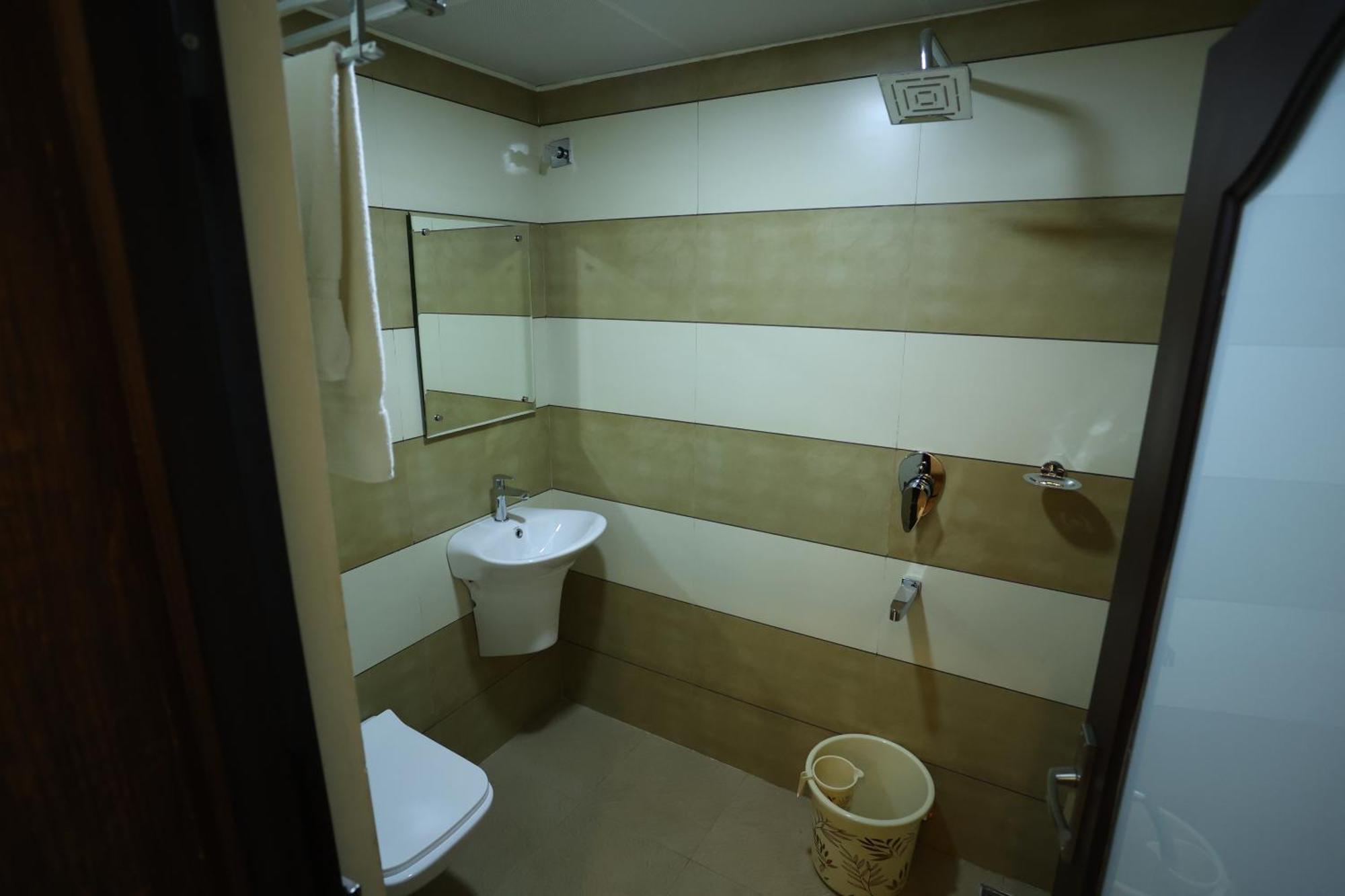 Balaji Regency Kanhangad Kannangad 외부 사진