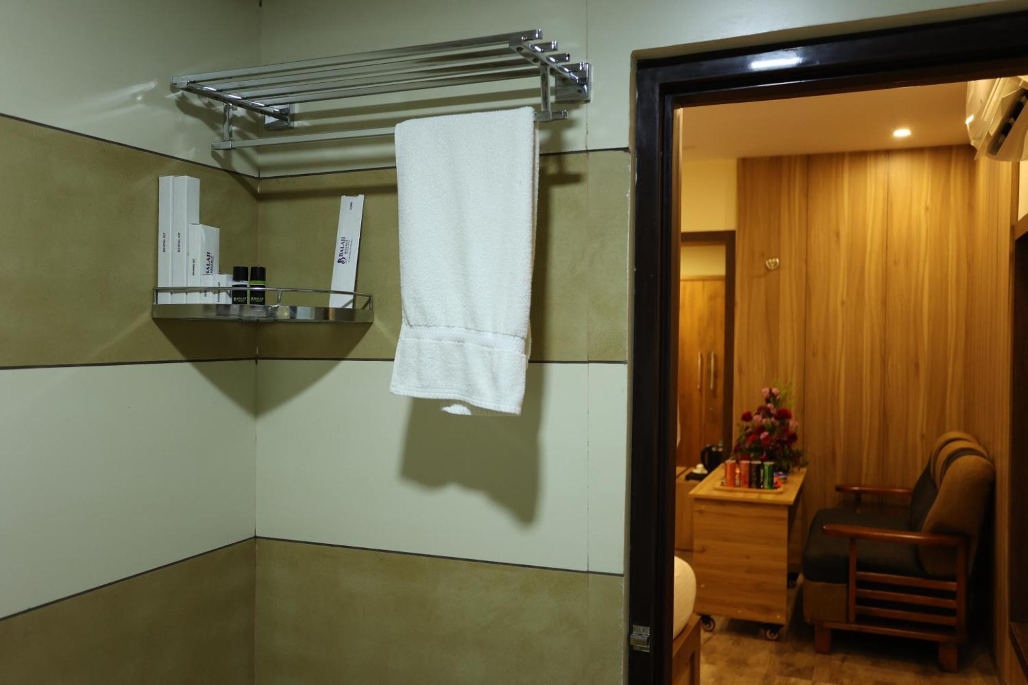 Balaji Regency Kanhangad Kannangad 외부 사진